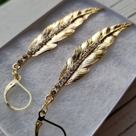 Diamond Gold Feather Earrings - Picture 3 of 4